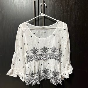American Eagle Blouse - White with Black Stitching - Medium